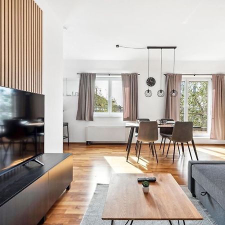 Bernhards Apartment Stadthalle - Klima & Terrasse Вена Экстерьер фото